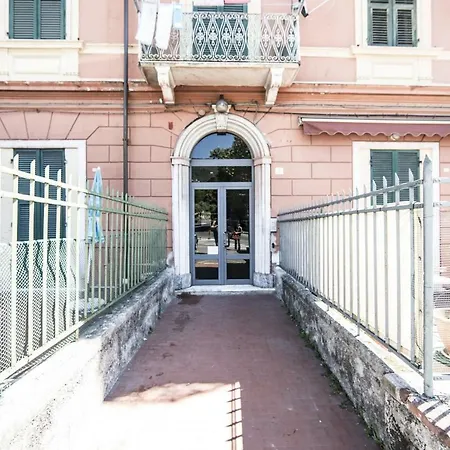 Annalisa's Flat