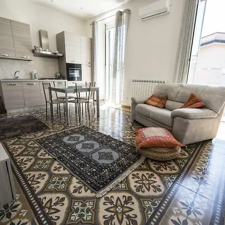 度假居 Annalisa's Flat 斯培西亚