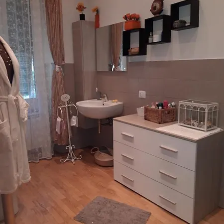 Annalisa's Flat 度假居 *